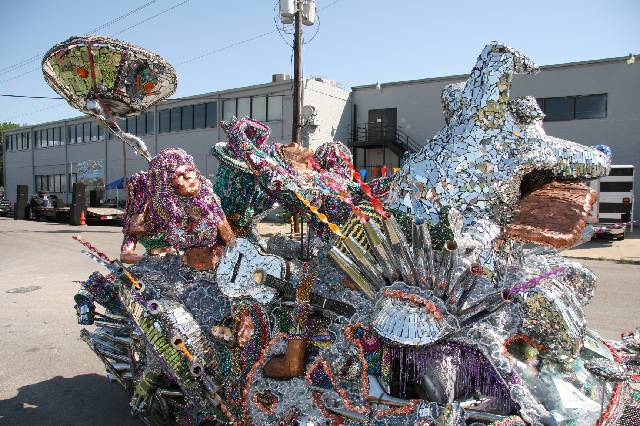 2006_ArtCar_1_Ball 013 